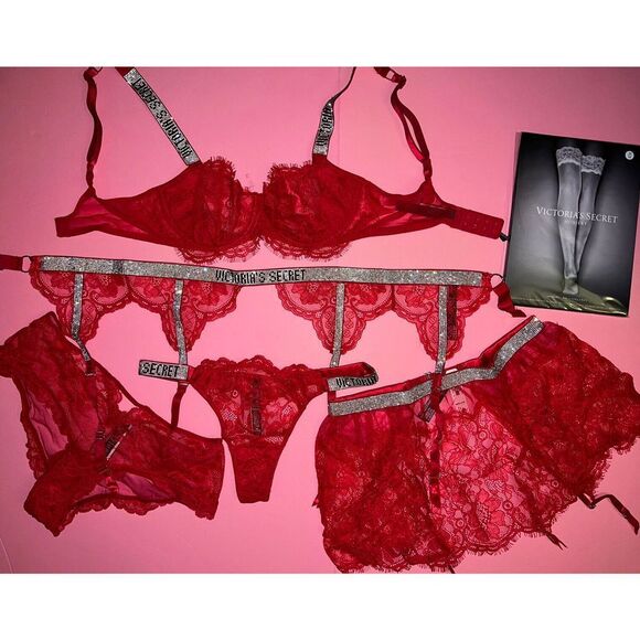 Victoria's Secret 34B,34C BRA SET+garter SKIRT+thong+panty RED LACE SHINE STRAP